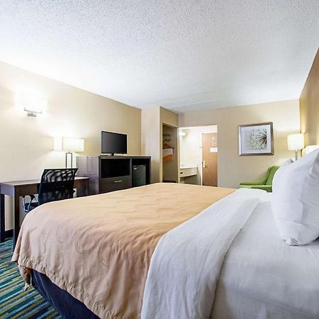 Quality Inn Near Six Flags St. Louis Пасифик Экстерьер фото