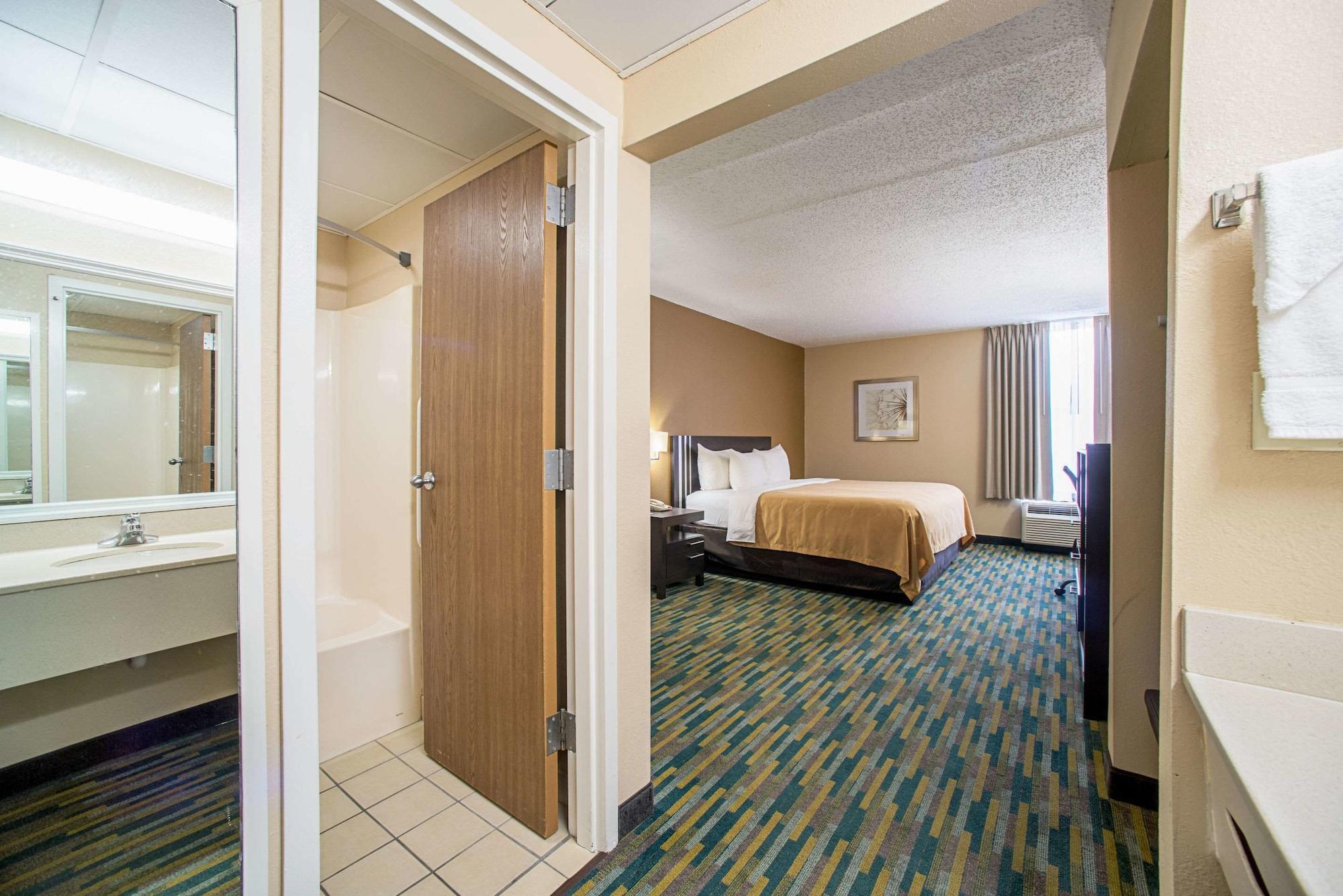 Quality Inn Near Six Flags St. Louis Пасифик Экстерьер фото