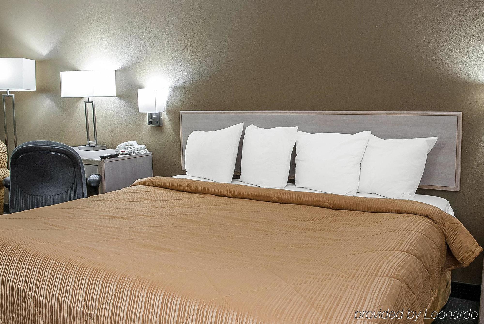 Quality Inn Near Six Flags St. Louis Пасифик Экстерьер фото