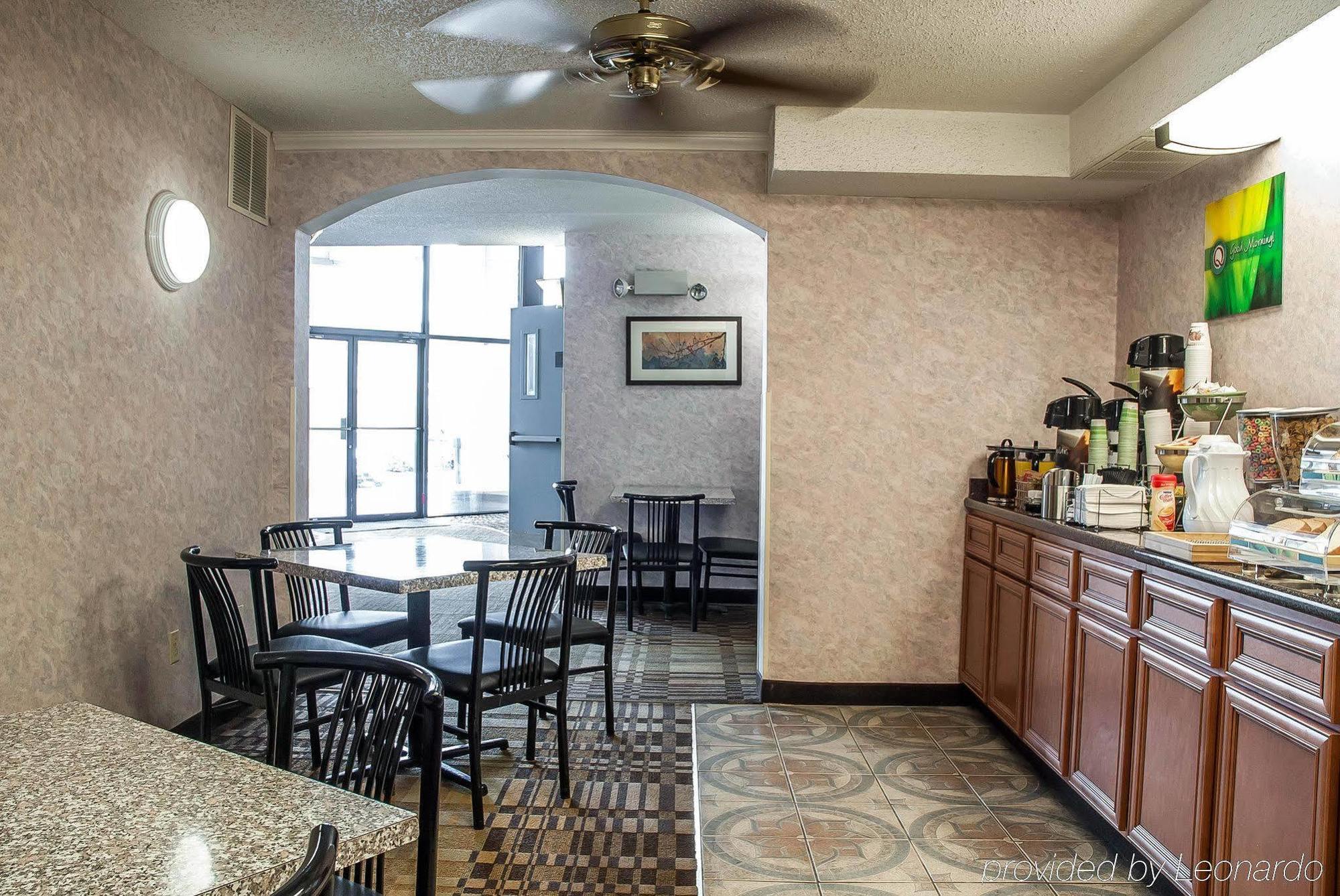 Quality Inn Near Six Flags St. Louis Пасифик Экстерьер фото