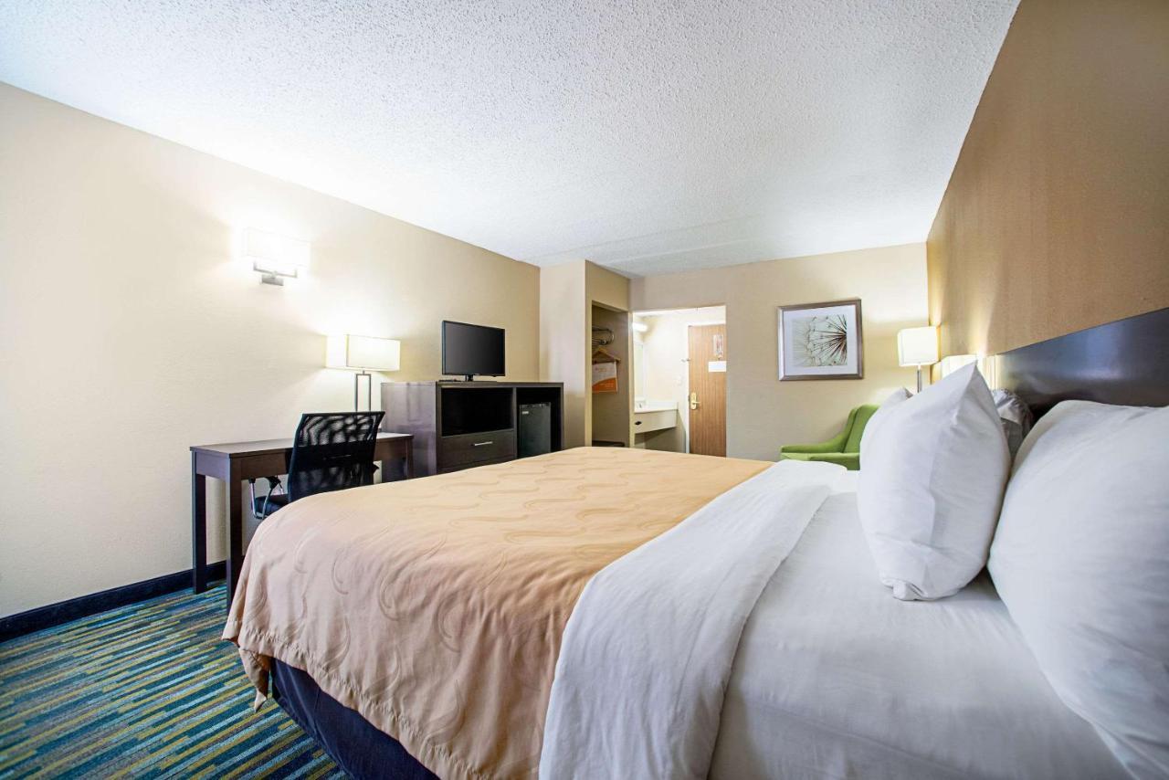 Quality Inn Near Six Flags St. Louis Пасифик Экстерьер фото